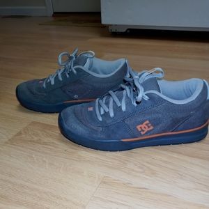 DC Shoes Ascent Model 101358 Suede Leather Textile Upper Dark Gray With Orange